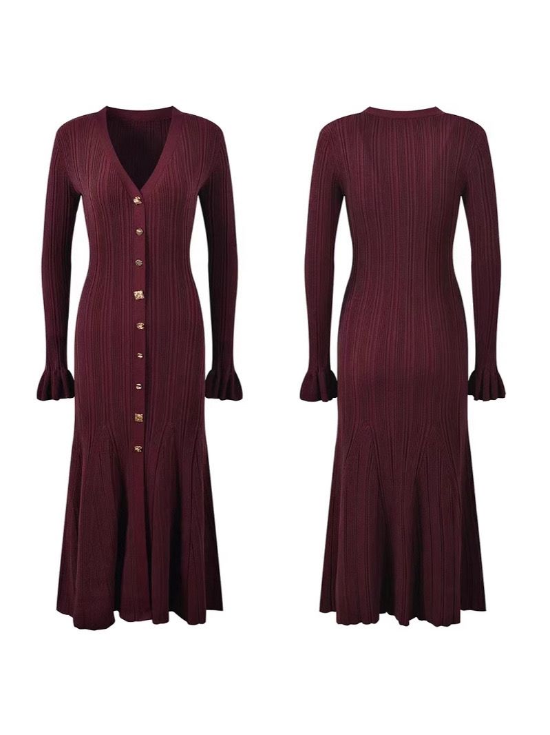 Strick-Midikleid mit Knopfleiste