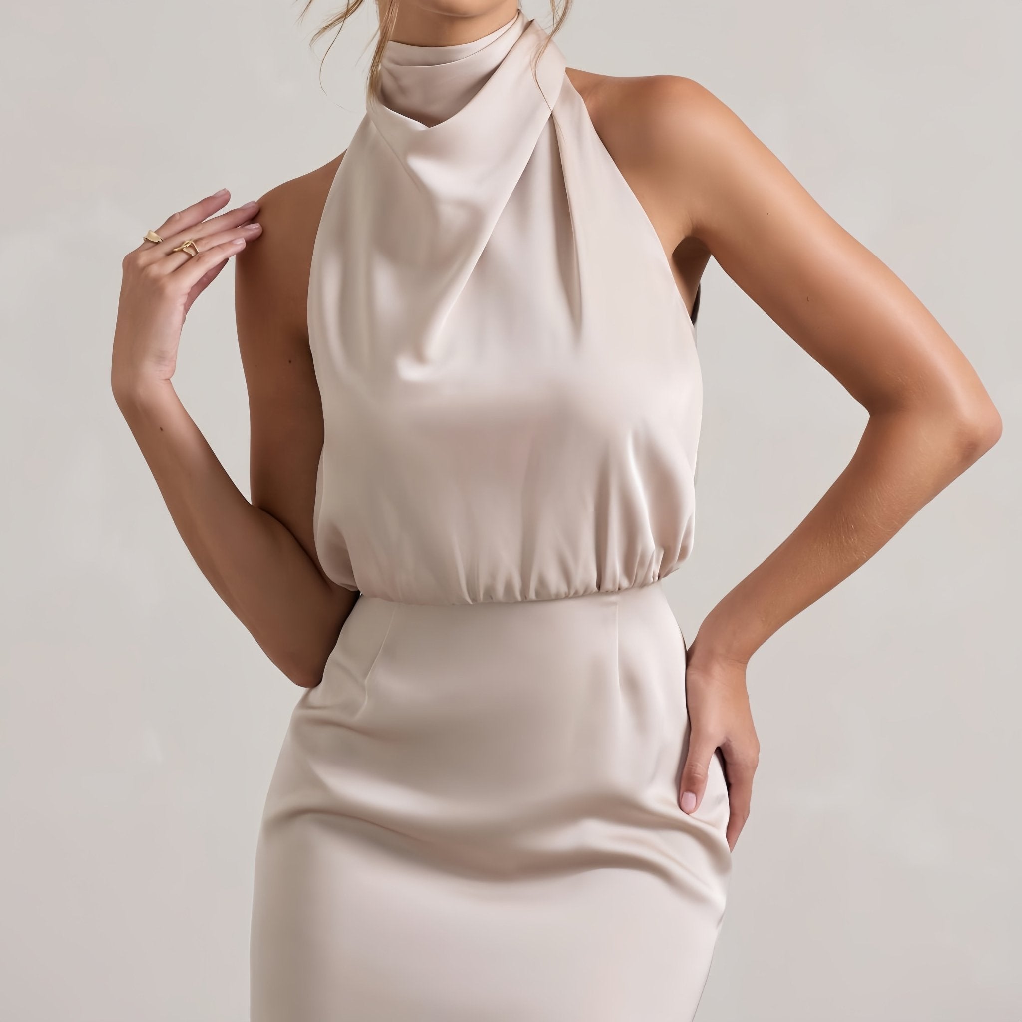 LÁ BELLE Lumiére Sablé Maxi Dress