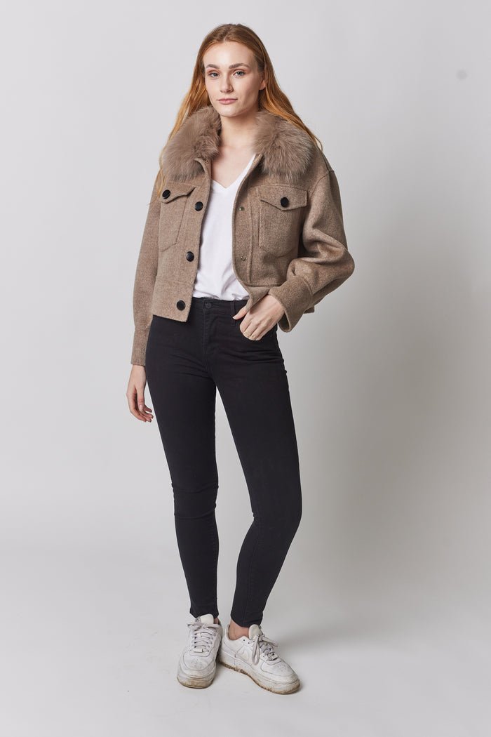 Camélia Col Doux Jacke
