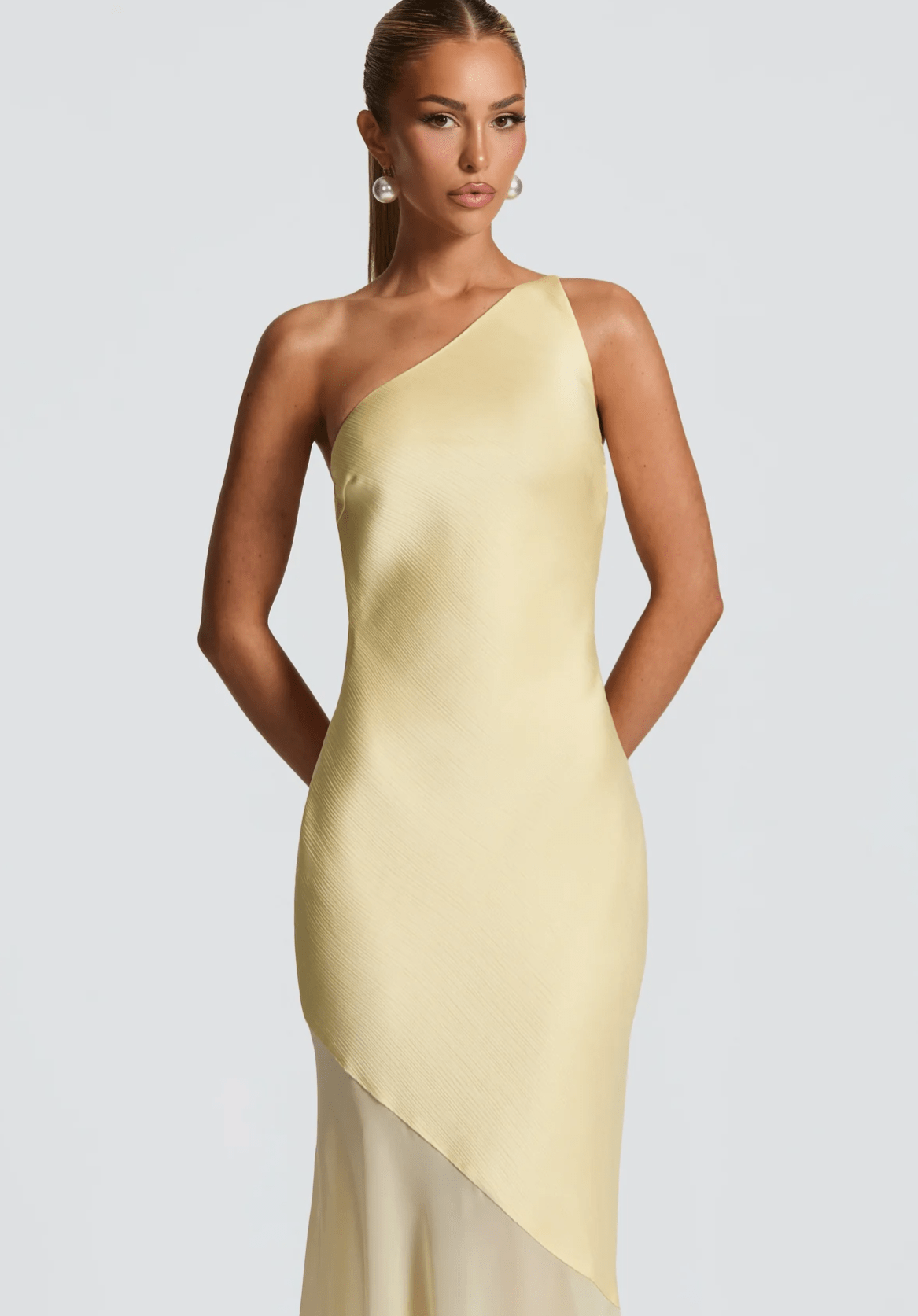 LÁ BELLE Aléthea Asym Maxi Dress