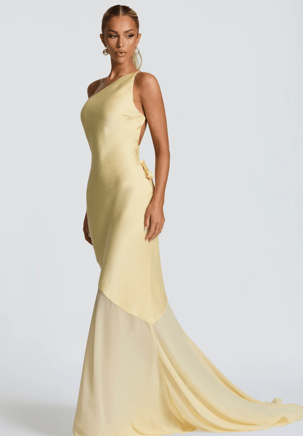 LÁ BELLE Aléthea Asym Maxi Dress
