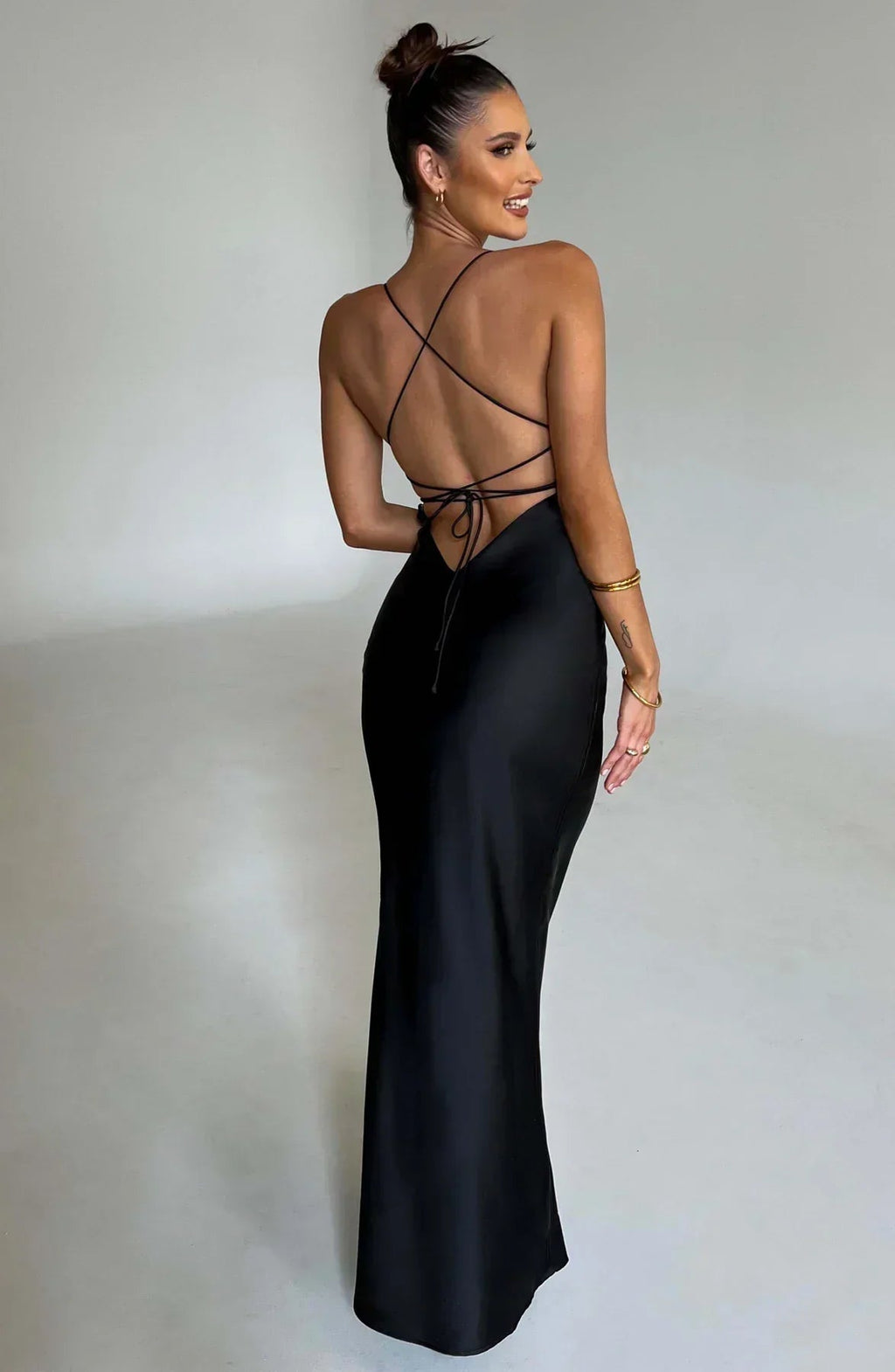 Velnoir™ L'Allure Saphire Maxi Dress