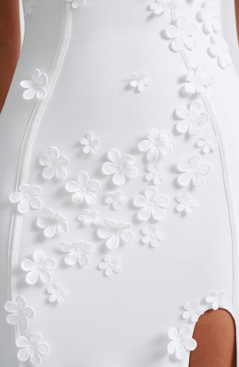 LÁ BELLE Valmont Fleurée Maxi Dress